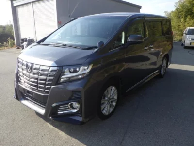 Toyota ALPHARD  с аукциона в Японии