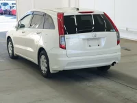 Honda STREAM лот № 2260 оценка 4  с аукциона в Японии 1