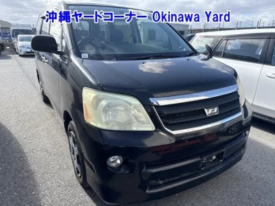 Toyota NOAH  с аукциона в Японии
