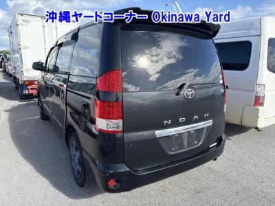 Toyota NOAH  с аукциона в Японии