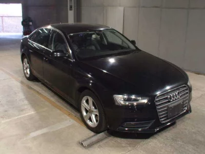 Audi A4  с аукциона в Японии