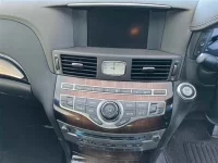 Nissan FUGA лот № 25100 оценка 4  с аукциона в Японии 5