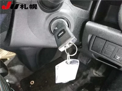 Mazda DEMIO  с аукциона в Японии