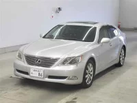 Lexus LS лот № 25105 оценка 4  с аукциона в Японии 3