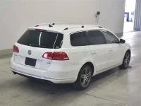 Volkswagen PASSAT VARIANT лот № 25106 оценка 4  с аукциона в Японии 4