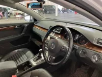 Volkswagen PASSAT VARIANT лот № 25106 оценка 4  с аукциона в Японии 2