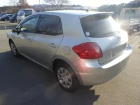 Toyota AURIS лот № 1843 оценка R  с аукциона в Японии 1