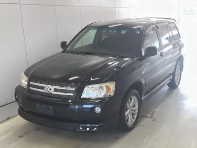 Toyota KLUGER  с аукциона в Японии