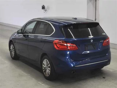 BMW 2-Series  с аукциона в Японии