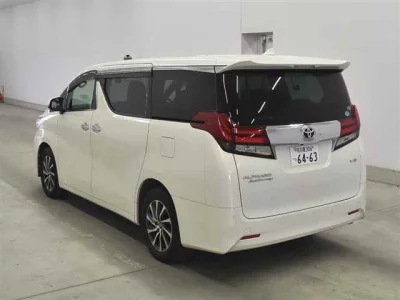 Toyota ALPHARD  с аукциона в Японии