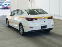 Mazda AXELA лот № 2296 оценка 3.5  с аукциона в Японии 1