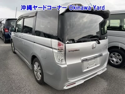 Honda STEP WAGON  с аукциона в Японии