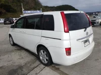 Toyota ISIS лот № 3807 оценка 3.5  с аукциона в Японии 1