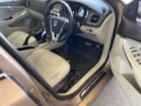 Volvo V40 лот № 2277 оценка 4  с аукциона в Японии 3