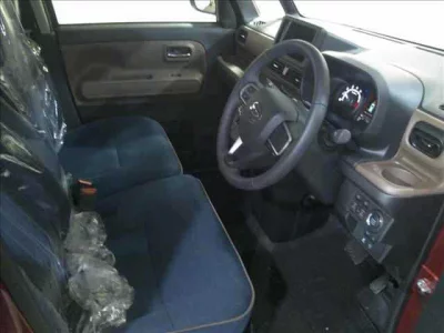 Daihatsu MOVE CANBUS  с аукциона в Японии