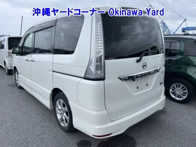 Nissan SERENA  с аукциона в Японии