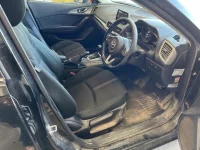 Mazda AXELA лот № 2306 оценка RA  с аукциона в Японии 3