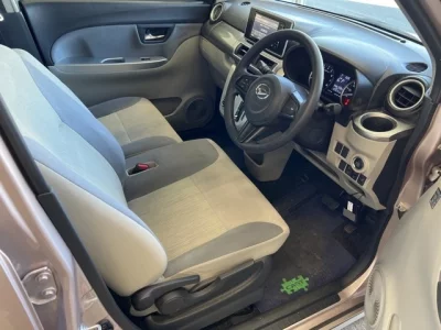 Daihatsu Cast  с аукциона в Японии