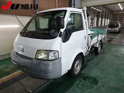 Mitsubishi DELICA TRUCK