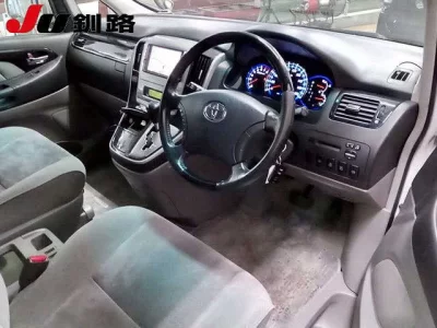 Toyota ALPHARD  с аукциона в Японии