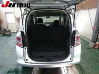 Toyota RACTIS лот № 4704 оценка 3  с аукциона в Японии 4