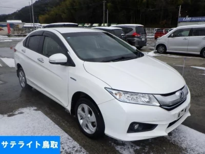 Honda GRACE  с аукциона в Японии