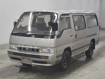 Nissan HOMY CORCH  с аукциона в Японии