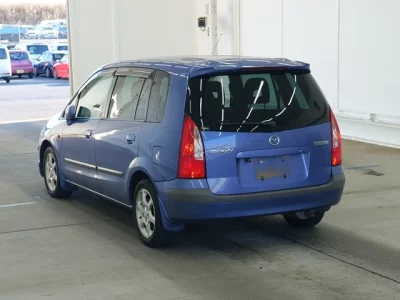 Mazda PREMACY  с аукциона в Японии