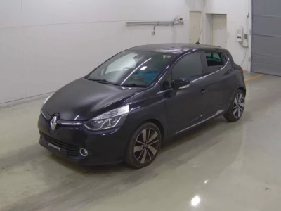 Renault LUTECIA  с аукциона в Японии