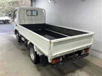 Toyota DYNA лот № 10010 оценка RA  с аукциона в Японии 1