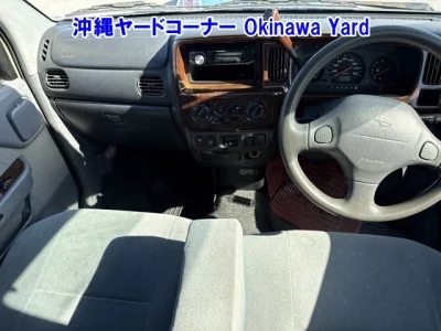 Daihatsu ATRAI SEVEN