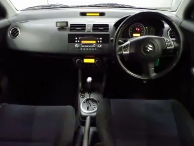 Suzuki SWIFT  с аукциона в Японии