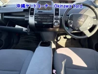 Toyota PRIUS лот № 43069 оценка 3.5  с аукциона в Японии 2