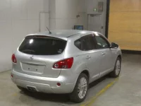 Nissan DUALIS лот № 4021 оценка 3  с аукциона в Японии 4