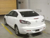 Mazda AXELA лот № 4020 оценка 3.5  с аукциона в Японии 1