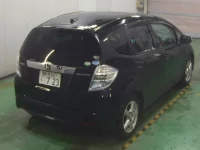 Honda FIT лот № 36 оценка 3  с аукциона в Японии 6