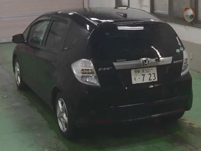 Honda FIT  с аукциона в Японии