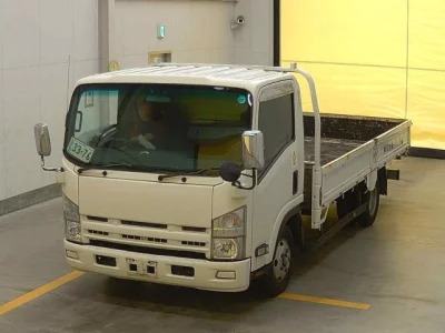Isuzu ELF  с аукциона в Японии