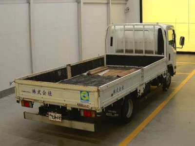 Isuzu ELF  с аукциона в Японии