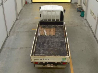 Isuzu ELF  с аукциона в Японии
