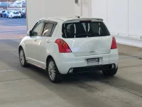 Suzuki SWIFT лот № 2341 оценка 3.5  с аукциона в Японии 1