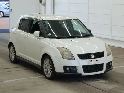 Suzuki SWIFT  с аукциона в Японии