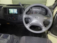 Nissan CARAVAN VAN лот № 8006 оценка 3  с аукциона в Японии 4