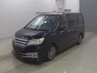 Nissan SERENA лот № 8013 оценка 3.5  с аукциона в Японии 2