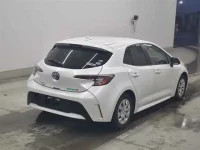 Toyota COROLLA SPORT лот № 70028 оценка 3.5  с аукциона в Японии 4