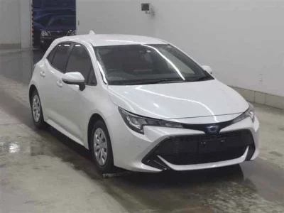 Toyota COROLLA SPORT  с аукциона в Японии