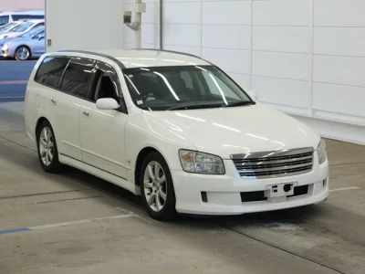 Nissan STAGEA