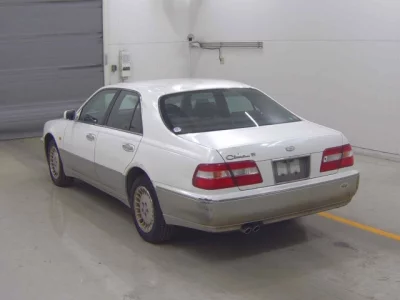 Nissan CIMA  с аукциона в Японии