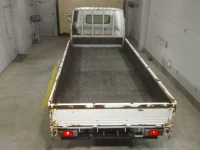 Toyota DYNA лот № 4705 оценка 3  с аукциона в Японии 5