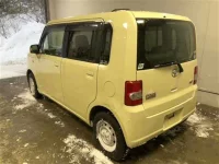 Toyota PIXIS SPACE лот № 11009 оценка 3  с аукциона в Японии 1